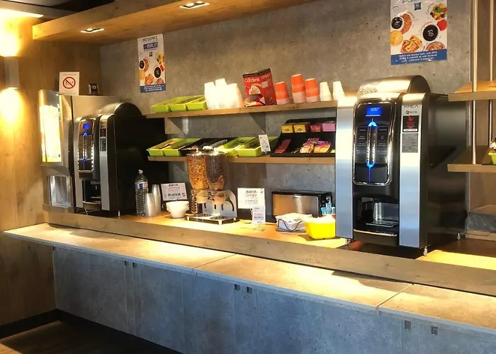 Ibis Budget Les Docks Hotel