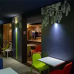 Hotel Ibis Budget Les Docks