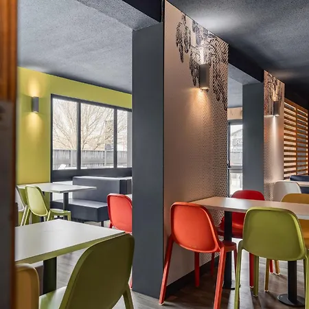 Ibis Budget Les Docks