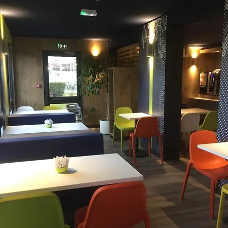 מלון Ibis Budget Les Docks