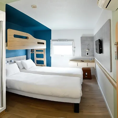 Ibis Budget Les Docks 2*