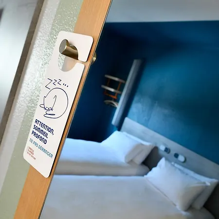 Hotel Ibis Budget Les Docks 2*