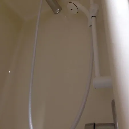 Ibis Budget Les Docks 2*