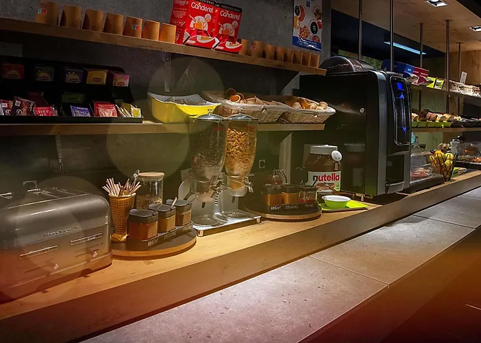 Hotel Ibis Budget Les Docks