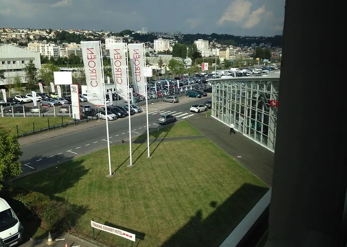 Hotel Ibis Budget Les Docks